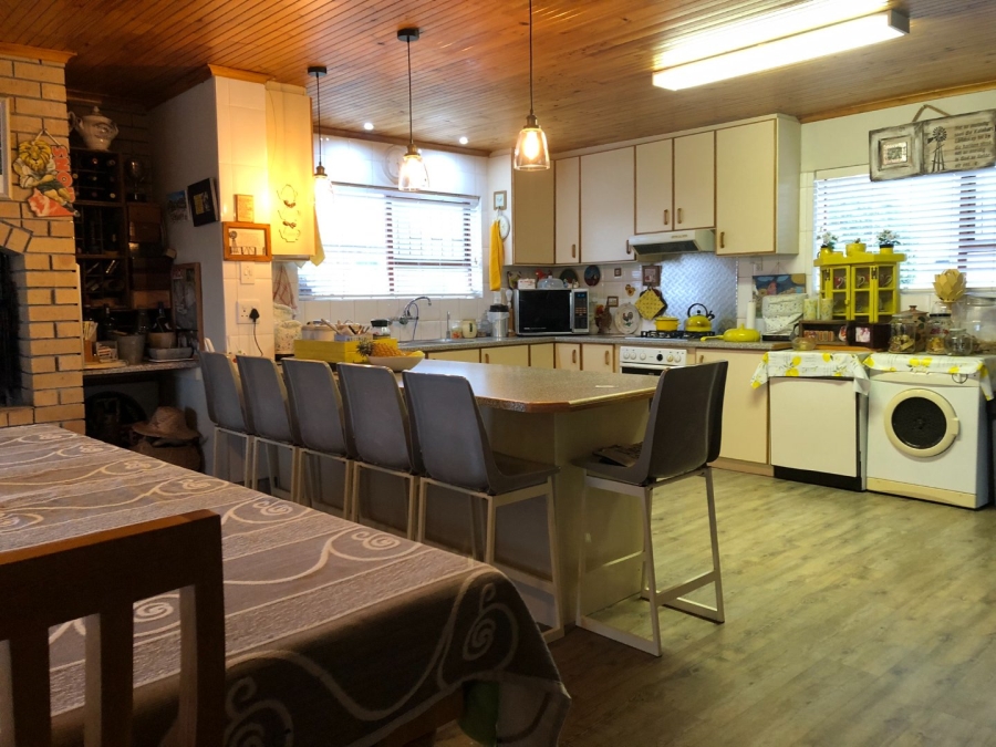 3 Bedroom Property for Sale in Perlemoenbaai Western Cape